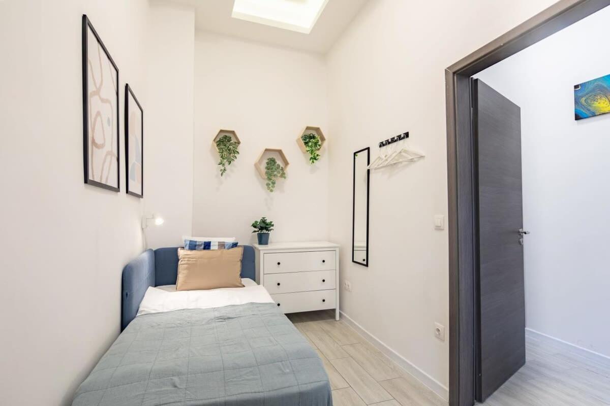 Central Room For Solo Traveller Budapeszt Zewnętrze zdjęcie