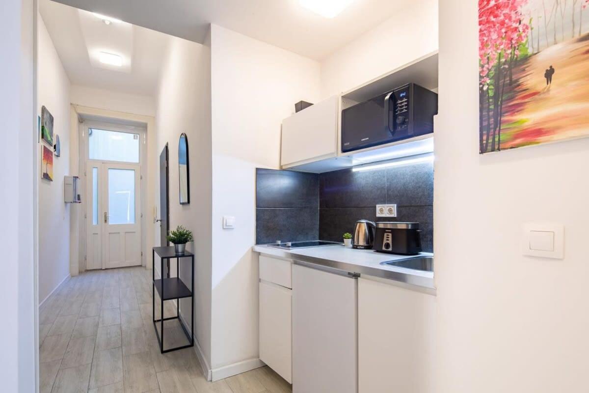 Central Room For Solo Traveller Budapeszt Zewnętrze zdjęcie