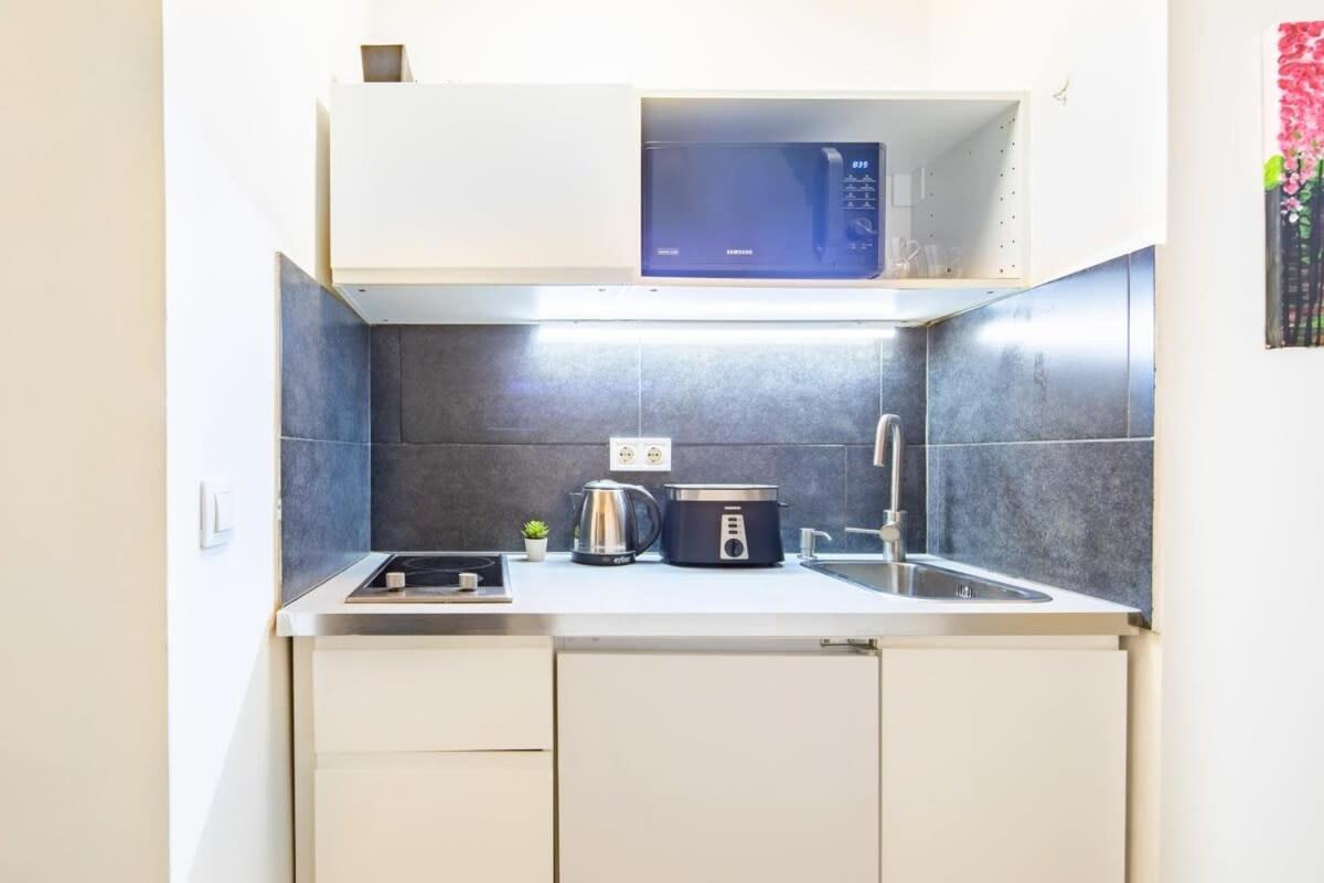 Central Room For Solo Traveller Budapeszt Zewnętrze zdjęcie